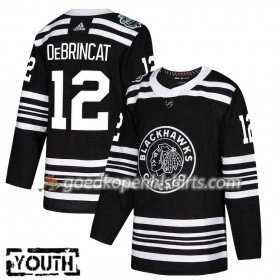 Chicago Blackhawks Alex DeBrincat 12 2019 Winter Classic Adidas Zwart Authentic Shirt - Kinderen